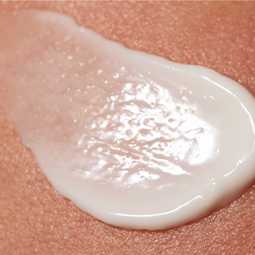 Product rub of Mary Kay Clinical Solutions Barrier Restore 1:1:3 on skin